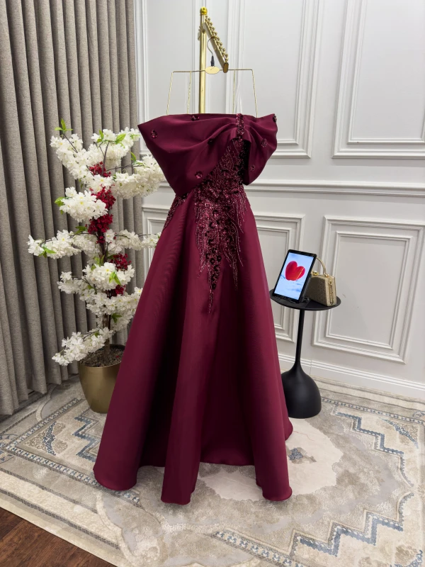 فستان ميكادو