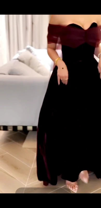 فستان نسائي مخمل