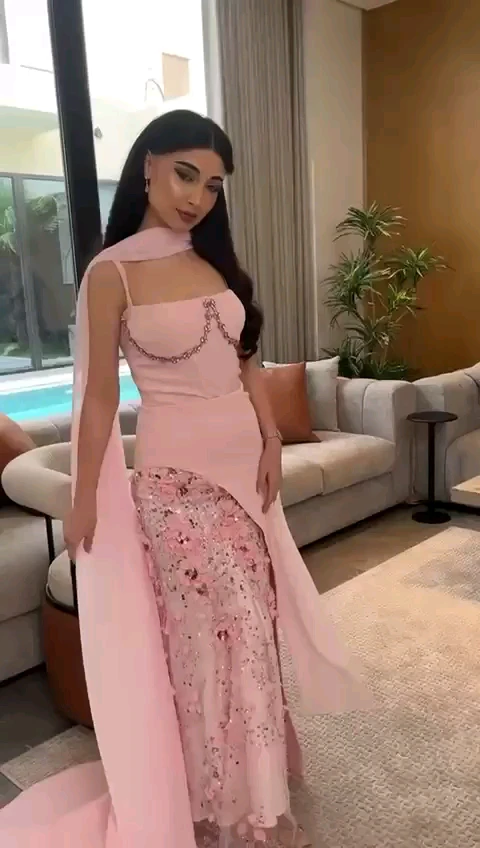 فستان باربي