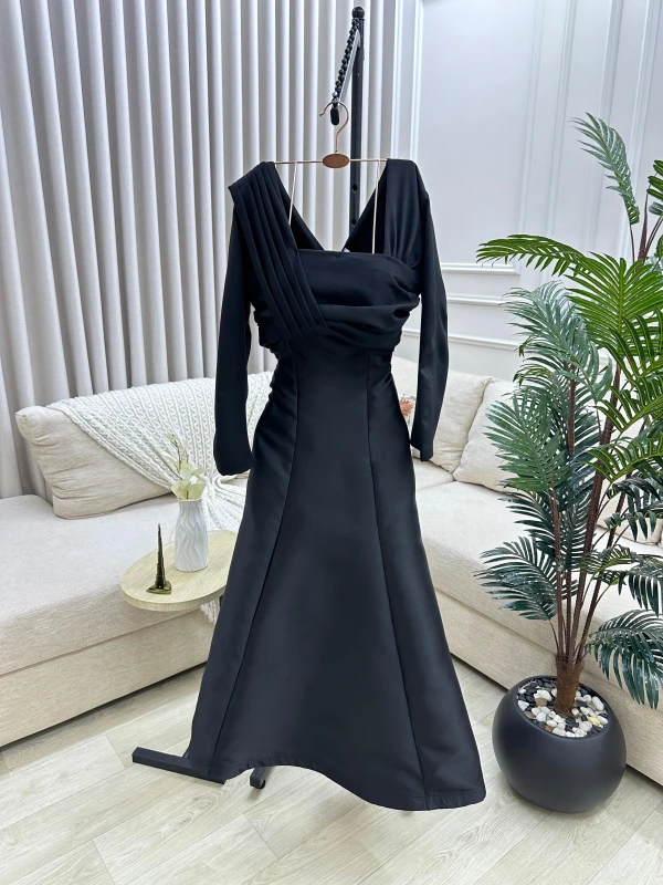 فستان ميكادو