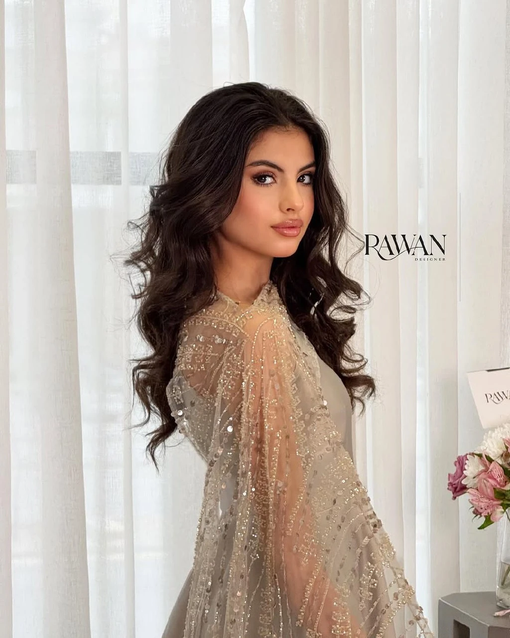 فستان ميكادو